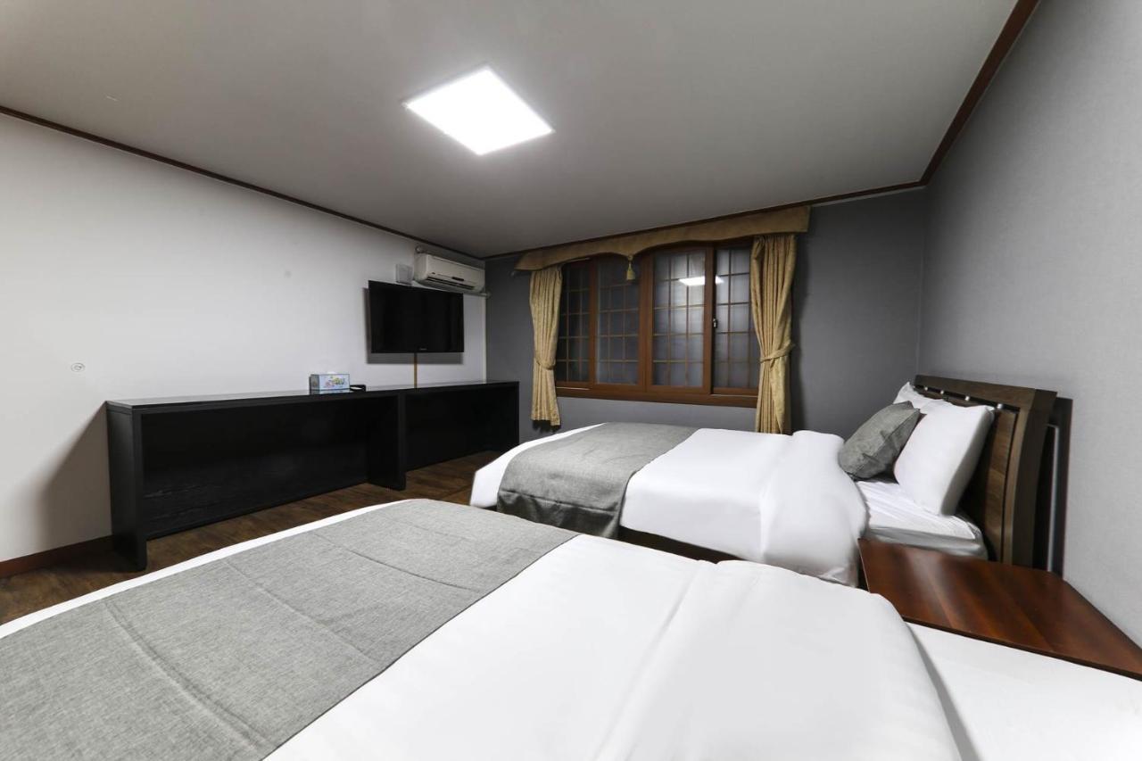 Major Hotel Чеджудо Экстерьер фото