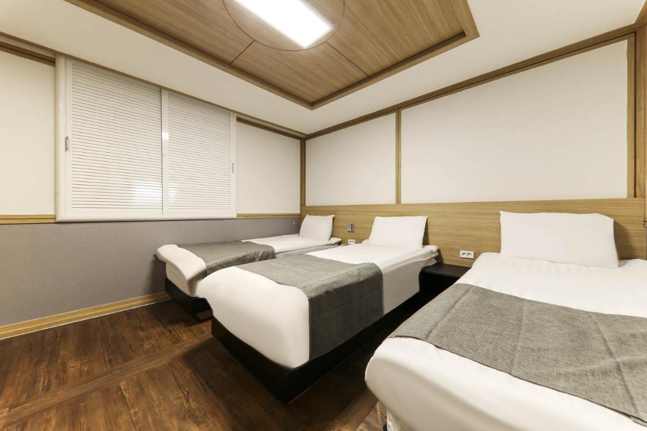 Major Hotel Чеджудо Экстерьер фото