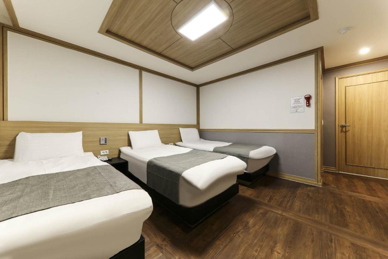Major Hotel Чеджудо Экстерьер фото