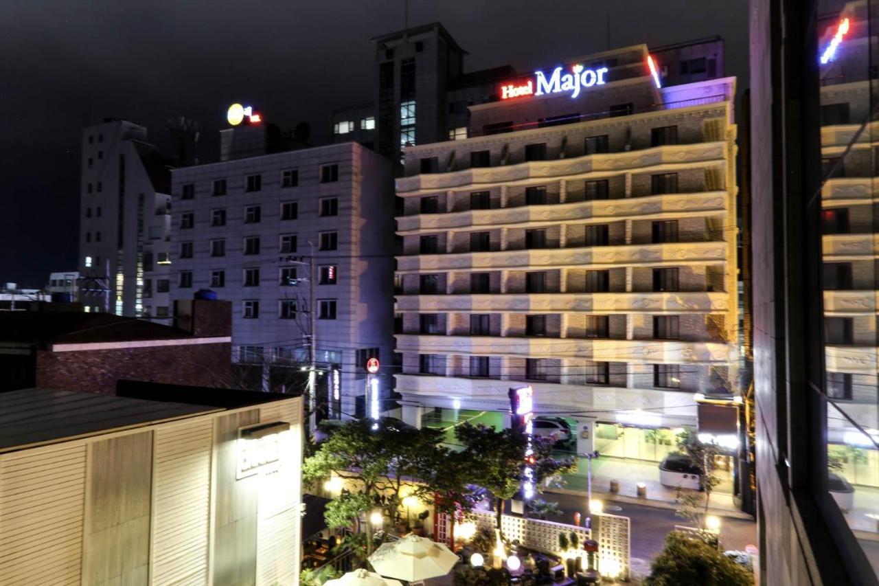 Major Hotel Чеджудо Экстерьер фото