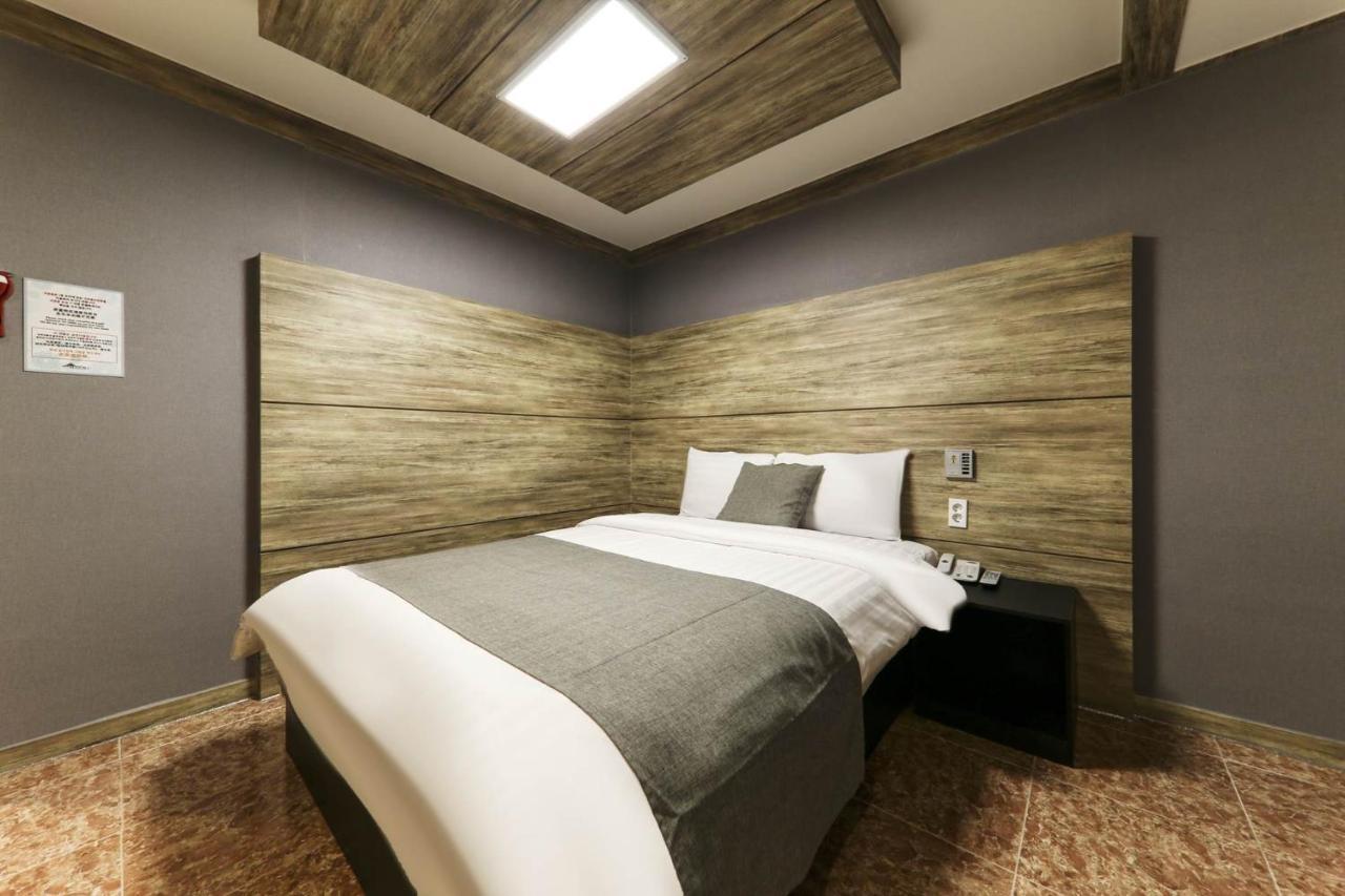 Major Hotel Чеджудо Экстерьер фото